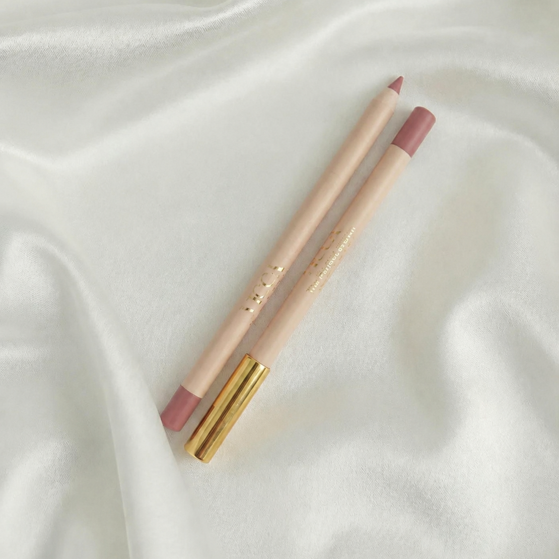 Delineador Nude || The Perfect Nude 004